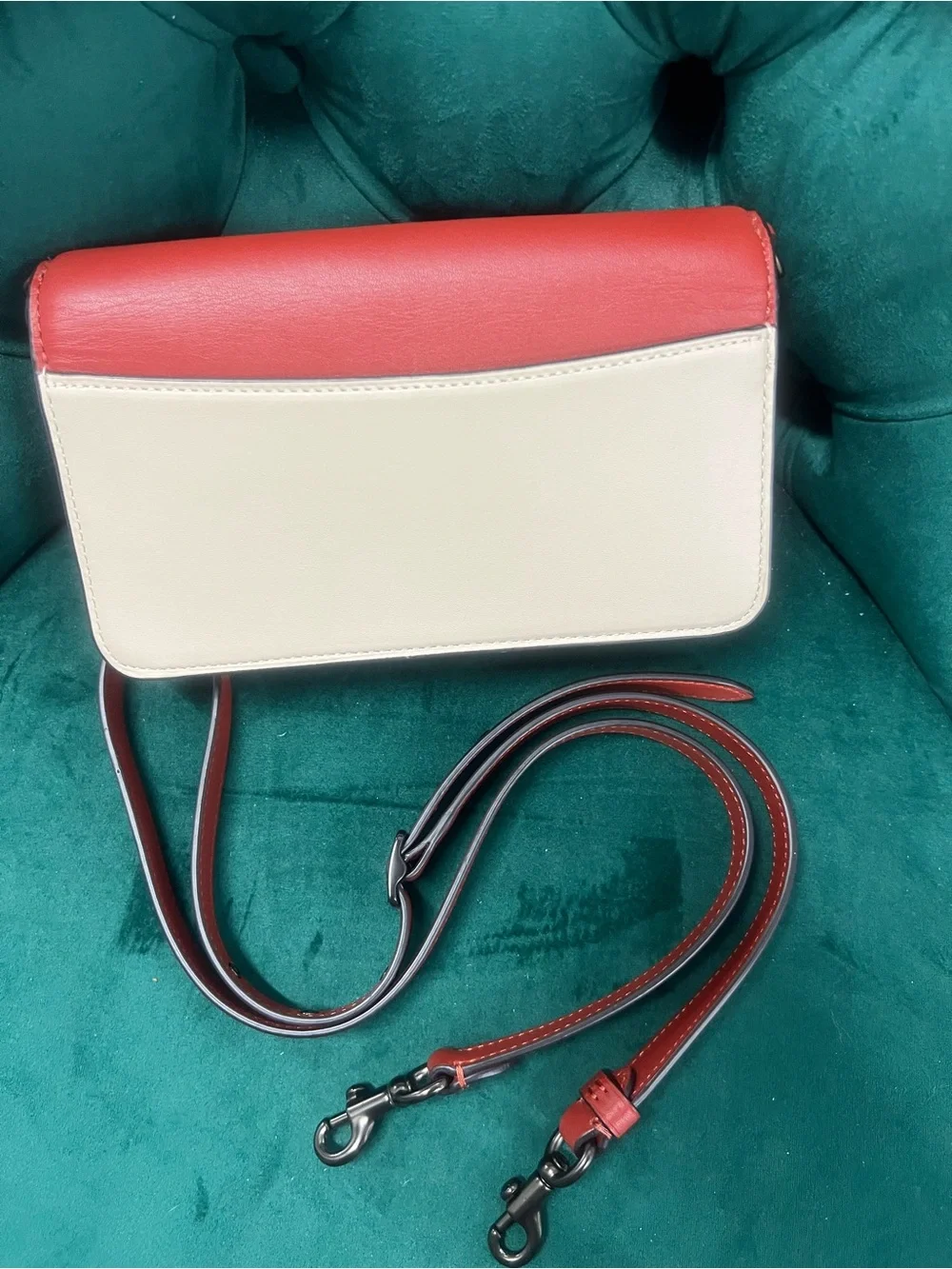 Coach Beat Crossbody Clutch